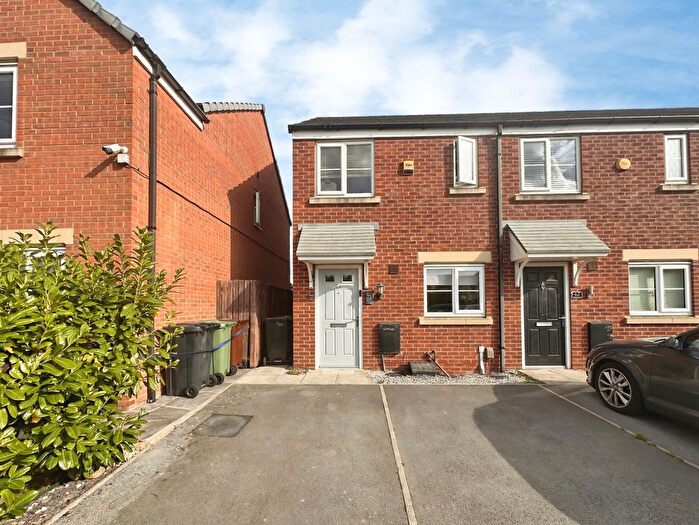 2 Bedroom Semi-Detached House For Sale In Alder Road, Leeds, LS14