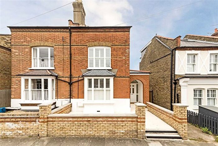 4 Bedroom Property To Rent In Fulwell Road, Teddington, TW11
