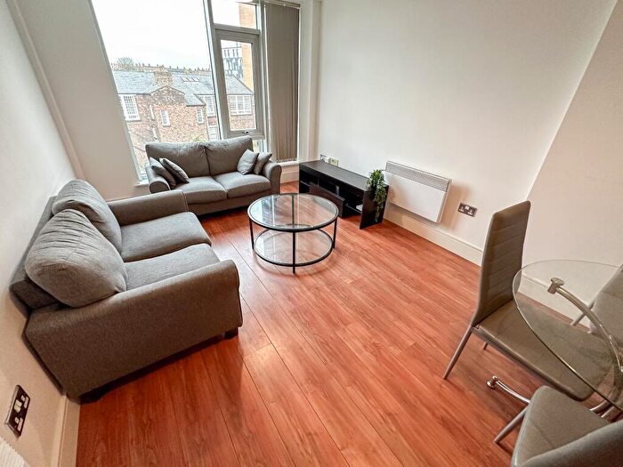 2 Bedroom House To Rent In Mount Pleasant, L3