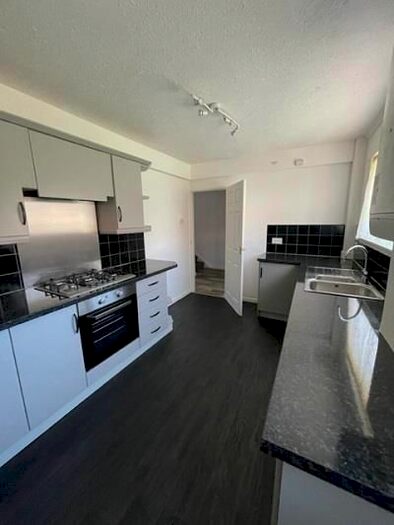 3 Bedroom Terraced House To Rent In Cummings Park Drive, Aberdeen, AB16