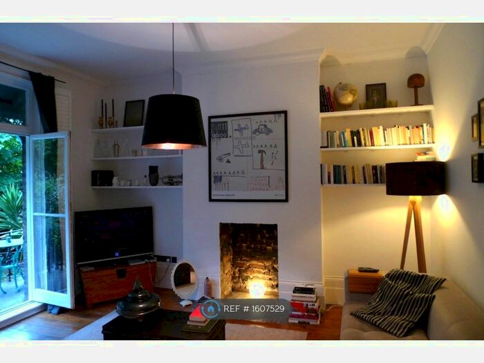 1 Bedroom Flat To Rent In Ground Floor, London, SE14