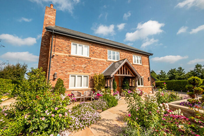 4 Bedroom Detached House For Sale In Ballam Oaks, Lytham, FY8