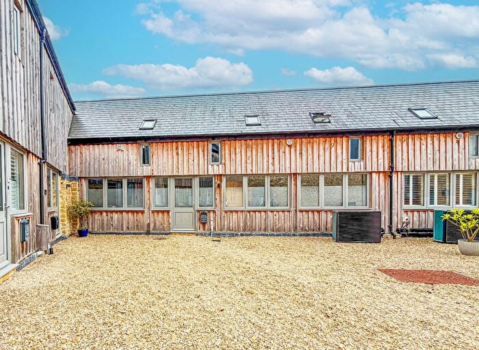 3 Bedroom Barn Conversion For Sale In Yeabridge Court, Yeabridge, South Petherton, Somerset, TA13