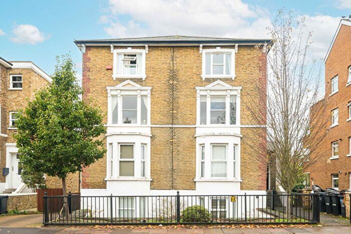 1 Bedroom Flat To Rent In Church Road, Richmond, TW9