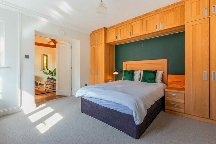 2 Bedroom Apartment To Rent In Cefn Mably Park, Michaelston-Y-Fedw, CF3