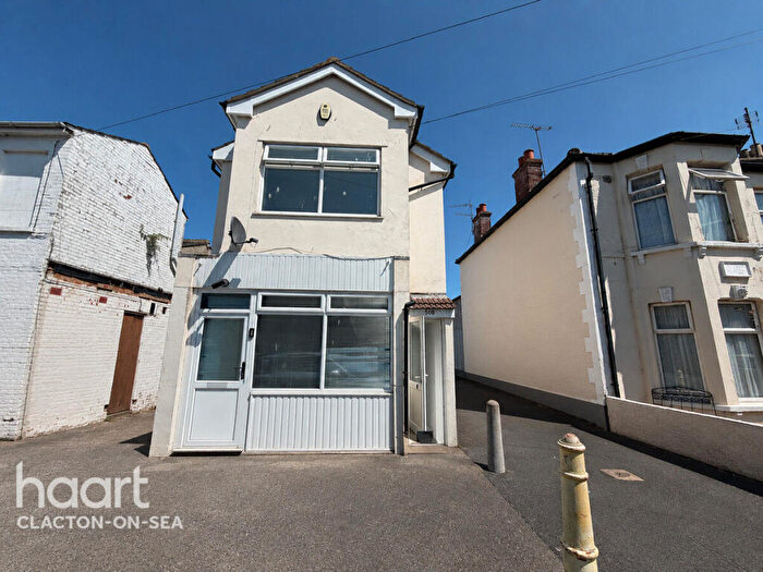 Studio To Rent In Beach Road, Clacton-On-Sea, CO15
