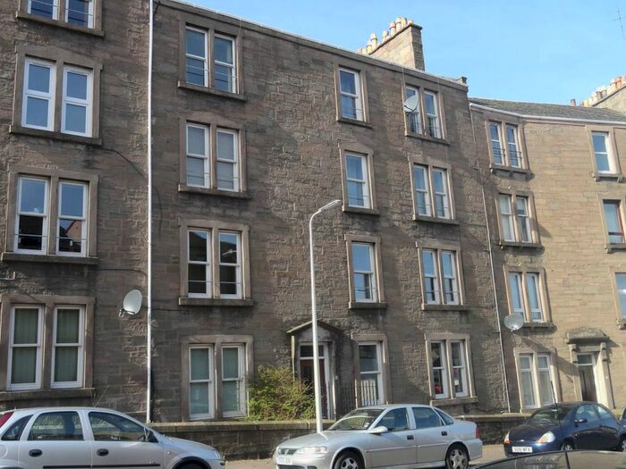 1 Bedroom Flat To Rent In Forest Park Road, Dundee, DD1