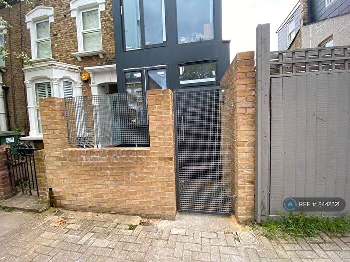2 Bedroom End Of Terrace House To Rent In Chatterton Road, London, N4