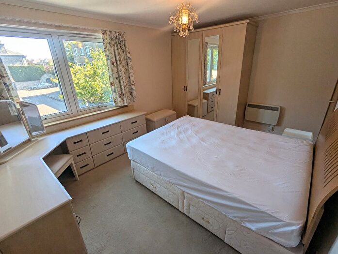 2 Bedroom Flat To Rent In Belvedere Park, Edinburgh, EH6