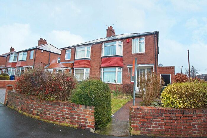 3 Bedroom Semi Detached House To Rent In Teviotdale Gardens, High Heaton, NE7