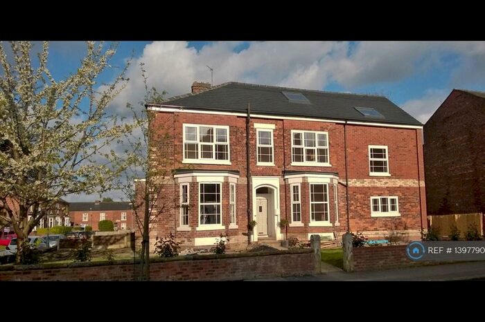 2 Bedroom Flat To Rent In Fallowfield, Manchester, M14