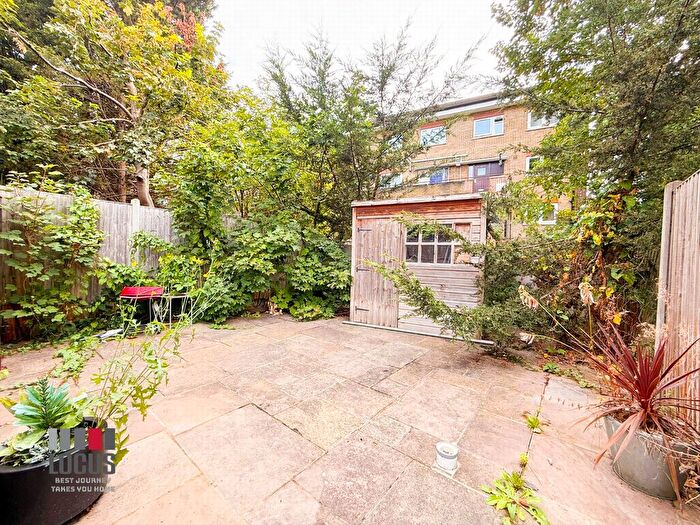 1 Bedroom Flat To Rent In Hermitage Road, London, N4
