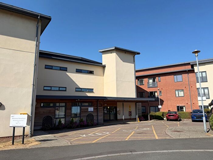 2 Bedroom Flat For Sale In Marina Court, Trafalgar Road, Tewkesbury, GL20
