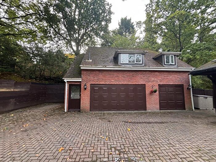 1 Bedroom Apartment To Rent In Chilworth Road, SO16