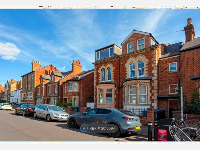 2 Bedroom Maisonette To Rent In James Street, Oxford, OX4