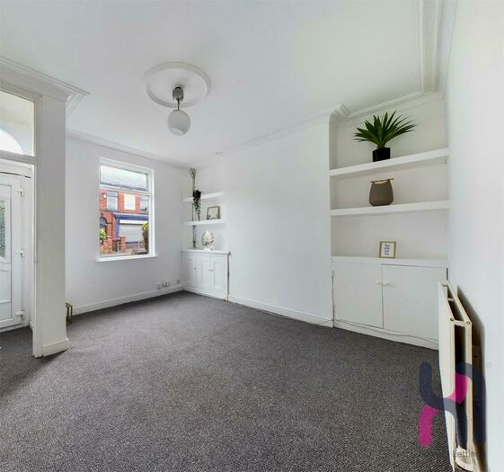 2 Bedroom Terraced House To Rent In Abbey Hey Lane, Manchester, M18