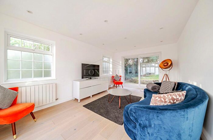 3 Bedroom Detached House For Sale In Highland Road, Northwood, HA6