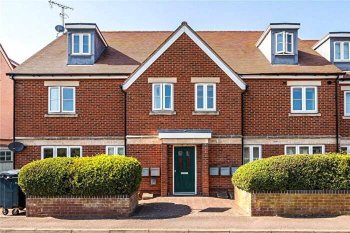 2 Bedroom Flat For Sale In Bateman Street, Headington, Oxford, OX3