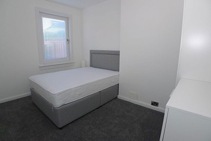 2 Bedroom Flat To Rent In Boase Avenue, St Andrews, KY16