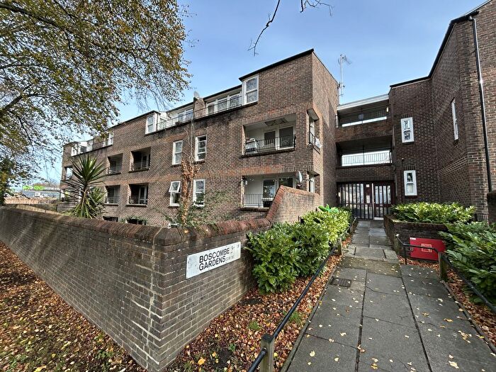 1 Bedroom Flat For Sale In Flat Boscombe Gardens, Streatham, London, SW16