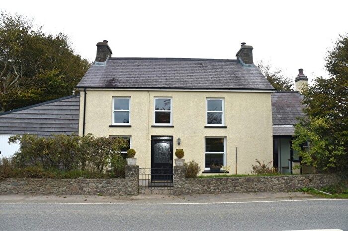 3 Bedroom Detached House For Sale In Bryn Synod, Synod Inn, SA44