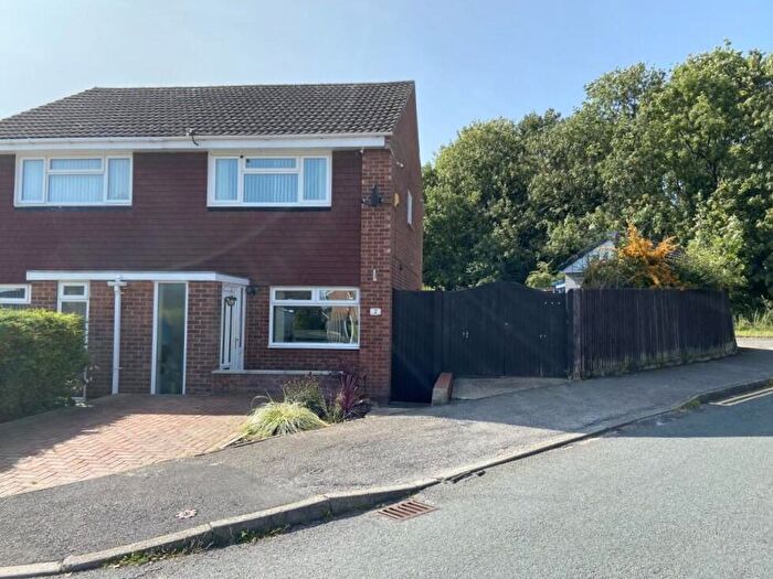 2 Bedroom Semi-Detached House To Rent In Craster Drive, Nottingham, NG6