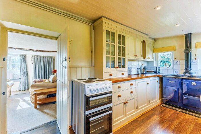 2 Bedroom Cottage For Sale In Honington, Shipston-On-Stour, CV36