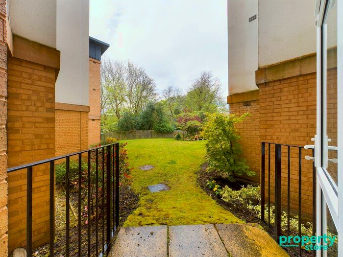 1 Bedroom Flat For Sale In Kittoch Court, East Kilbride, South