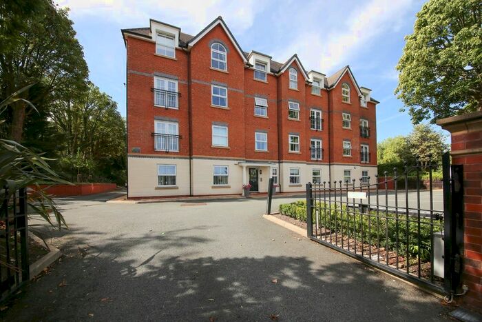 2 Bedroom Flat To Rent In Wigan Lane, Wigan, Lancashire, WN1