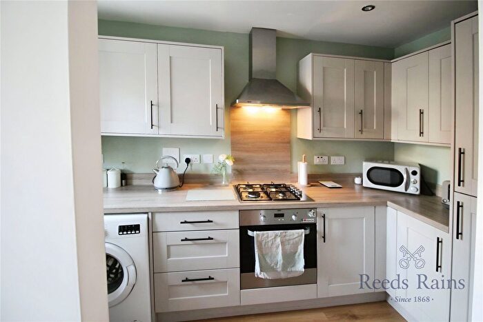 2 Bedroom Semi-Detached House For Sale In Broadfield Meadows, Callerton, Newcastle Upon Tyne, Tyne And Wear, NE5