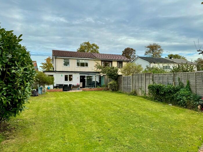 3 Bedroom Semi-Detached House To Rent In Laleham Road, Shepperton, TW17