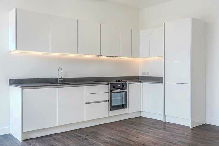 1 Bedroom Apartment To Rent In Bracknell, Berkshire, RG12