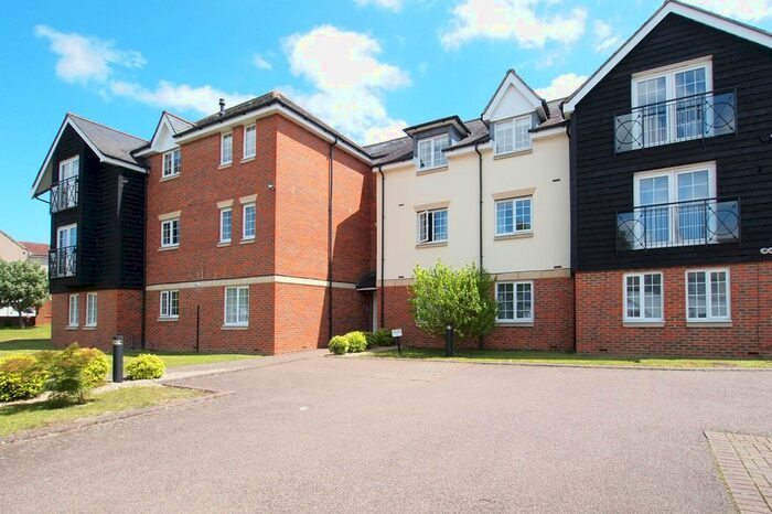 2 Bedroom Flat To Rent In Ashdown Place Kingston Road, Ewell KT17