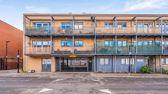 1 Bedroom Flat To Rent In Cornwall Rd, London, N15