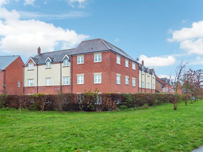 2 Bedroom Apartment To Rent In Wordsworth Avenue, Stratford-upon-Avon, CV37