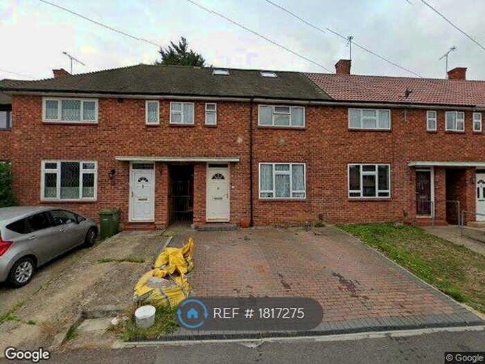4 Bedroom Terraced House To Rent In Dorking Walk, Romford, RM3