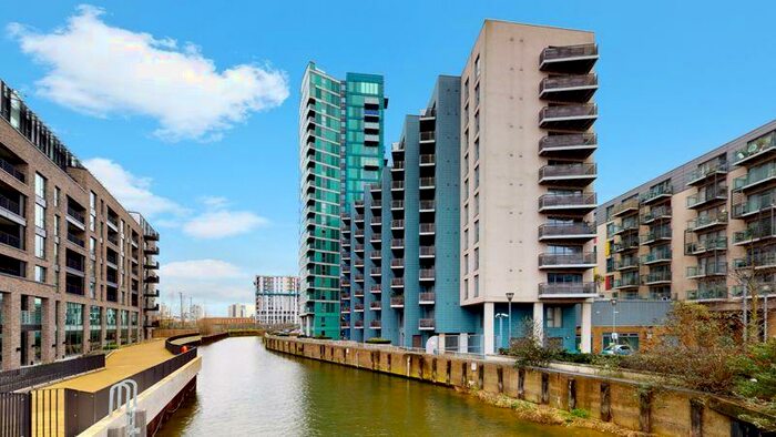 2 Bedroom Apartment To Rent In Stratford, E15