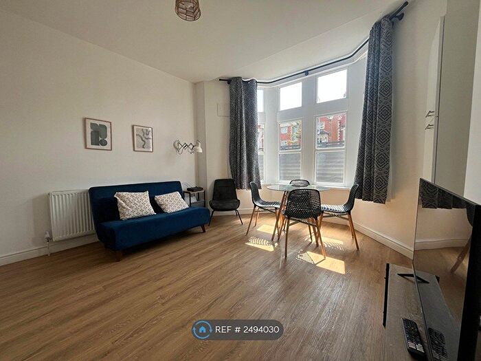 1 Bedroom Flat To Rent In Newport Road, Cardiff, CF24
