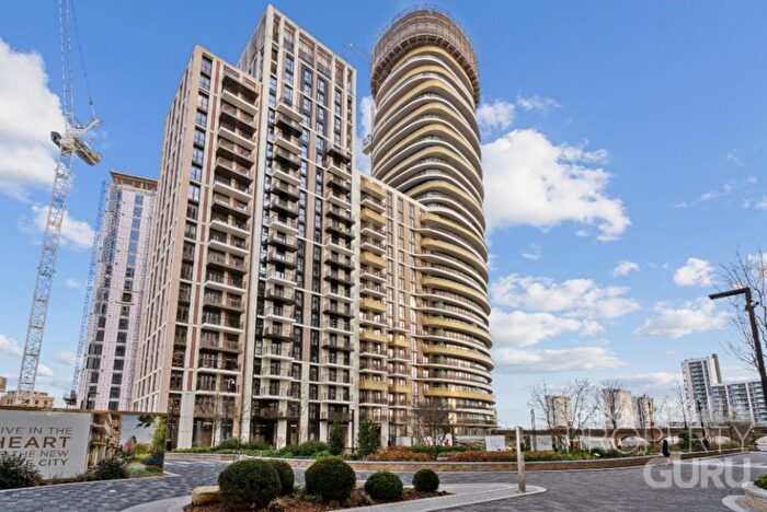 2 Bedroom Flat To Rent In White City Living, London, W12