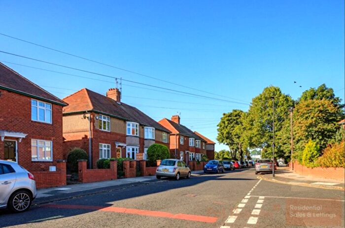 2 Bedroom Apartment To Rent In Harewood Road, Newcastle Upon Tyne, Tyne And Wear, NE3