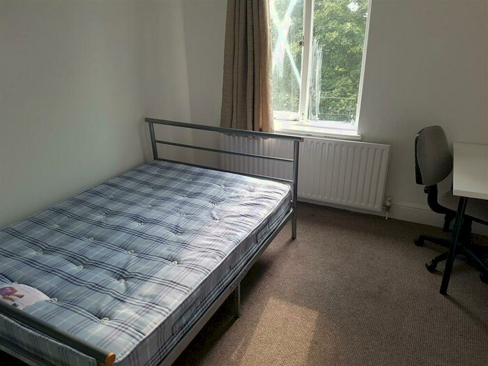 3 Bedroom Flat To Rent In *£pppw* Noel Street, NG7