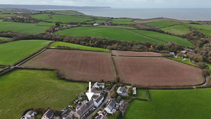 2 Bedroom End Of Terrace House For Sale In Pump Lane, Abbotsham, Bideford, EX39