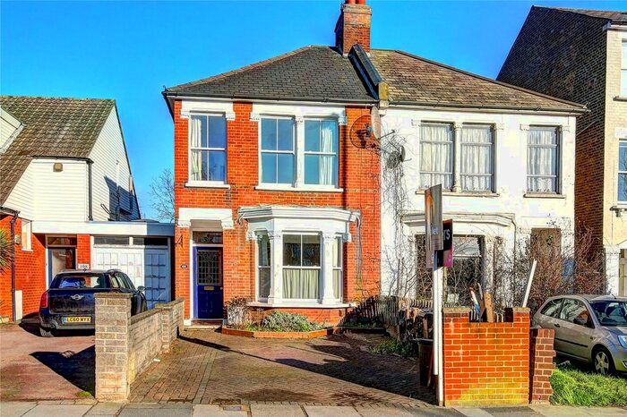 4 Bedroom Semi-Detached House To Rent In Stanley Road, Teddington TW11