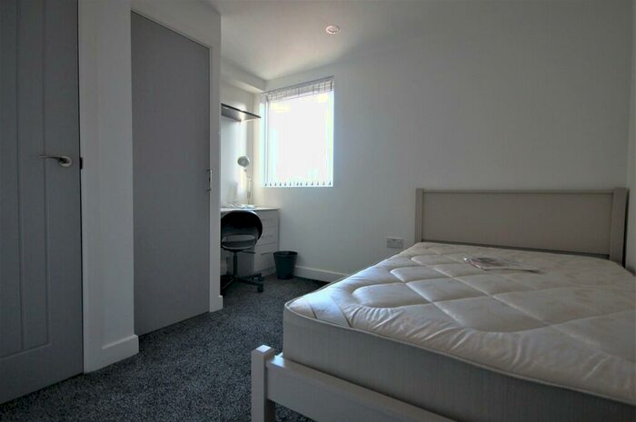 5 Bedroom Terraced House To Rent In Orwell Road, Coventry, CV1