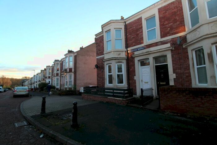 2 Bedroom Flat To Rent In Westbourne Avenue, Gateshead, NE8