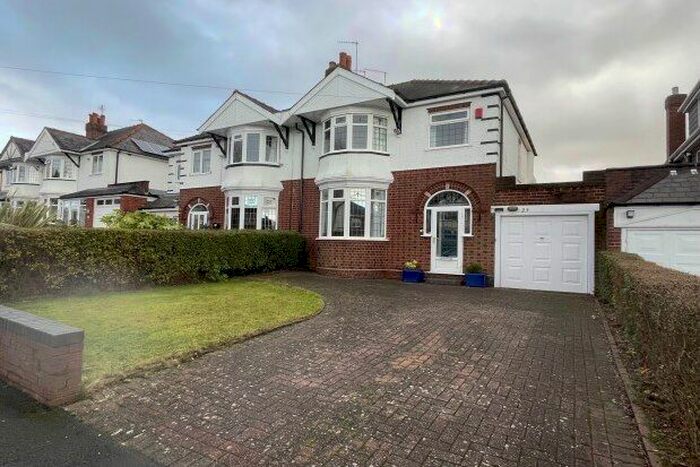 3 Bedroom Property To Rent In Stennels Avenue, Halesowen, B62