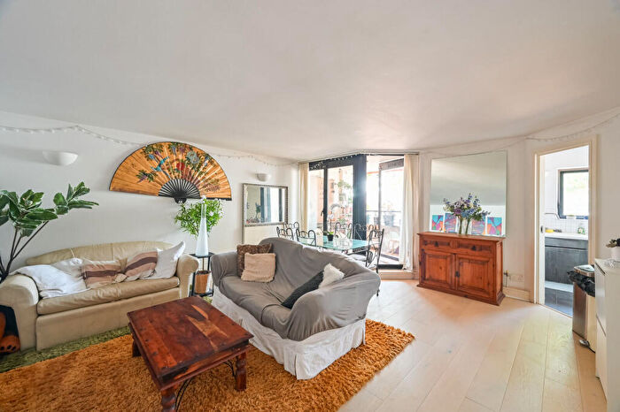 2 Bedroom Flat For Sale In Burrells Wharf Square, , Docklands, London, E14