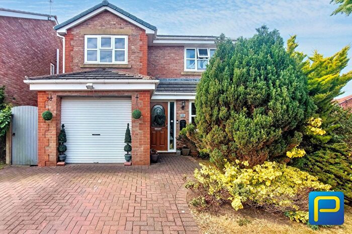 4 Bedroom Detached House For Sale In The Close, Amble, Morpeth, NE65