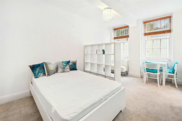 Studio To Rent In Portman Square, London, W1H