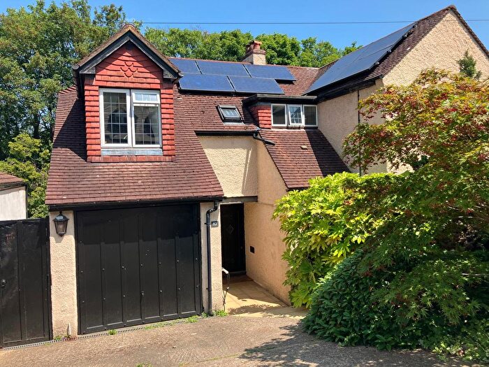 4 Bedroom Property To Rent In Northwood Avenue, Purley, CR8